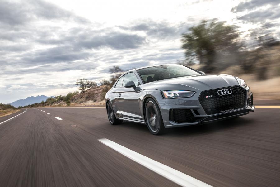  Audi RS5 Coupe 2018 года  (WW) (фото 25 из 40)